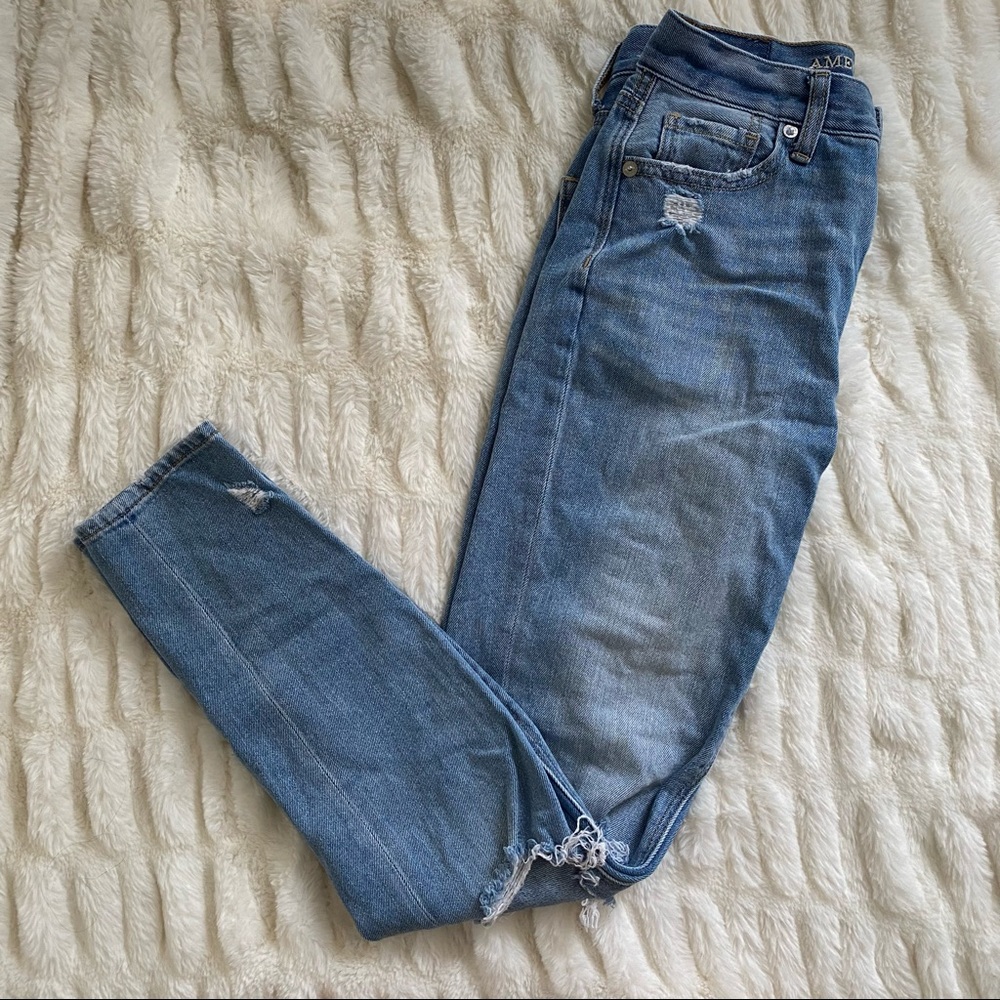 American Eagle Mom Jeans